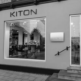 Frisør Kiton Intercoiffure Vordingborg vindue front entre indgang